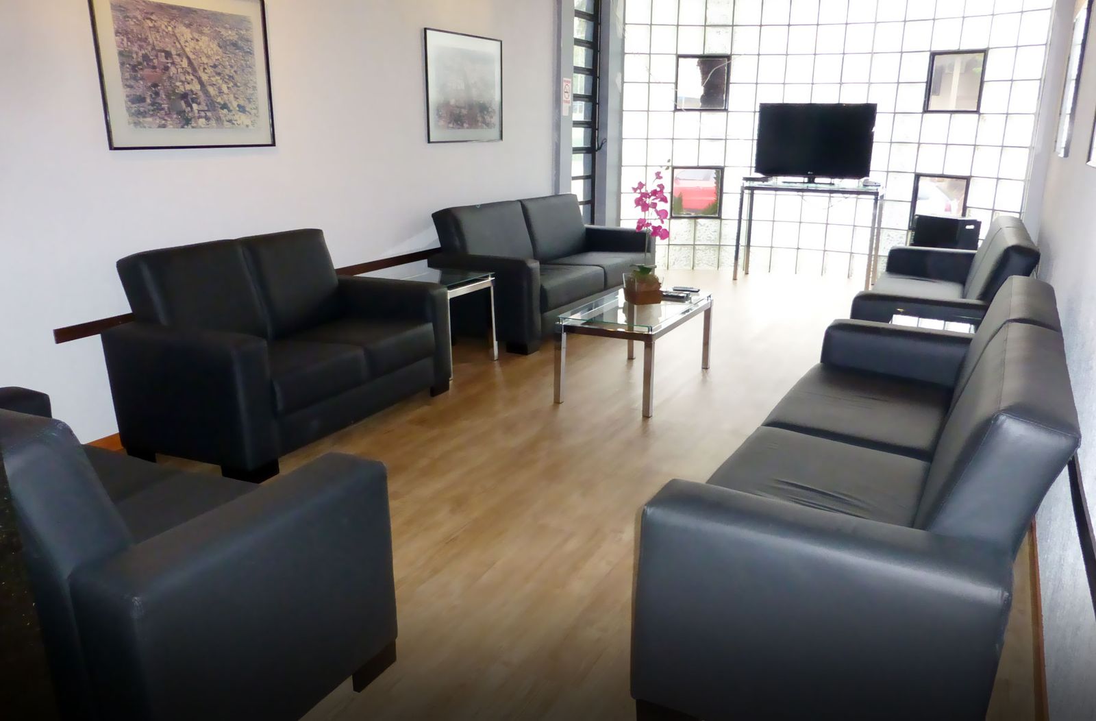 Sala de estar e área de lazer do Rio Hotel